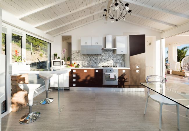 Villa a Licata - Villa di lusso al mare con piscina Villa a Licata - Villa di lusso al mare con piscina