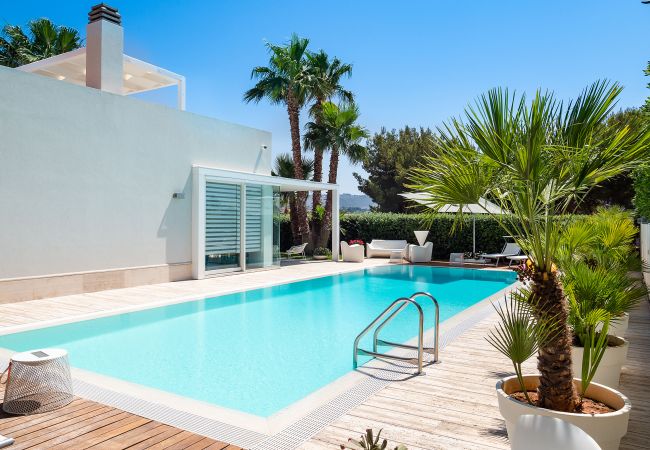 Villa a Custonaci - Esclusiva villa al mare con piscina privata, Cornino, Sicilia