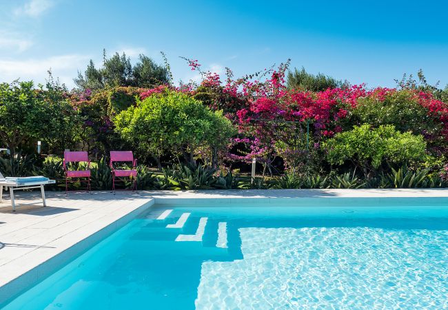 Villa a Marsala - Villa esclusiva con piscina, cucina esterna, a Marsala, Sicilia - 9 pax Villa a Marsala - Villa esclusiva con piscina, cucina esterna, a Marsala, Sicilia - 9 pax