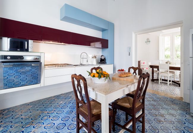 Villa a Marsala - Villa esclusiva con piscina, cucina esterna, a Marsala, Sicilia - 9 pax Villa a Marsala - Villa esclusiva con piscina, cucina esterna, a Marsala, Sicilia - 9 pax