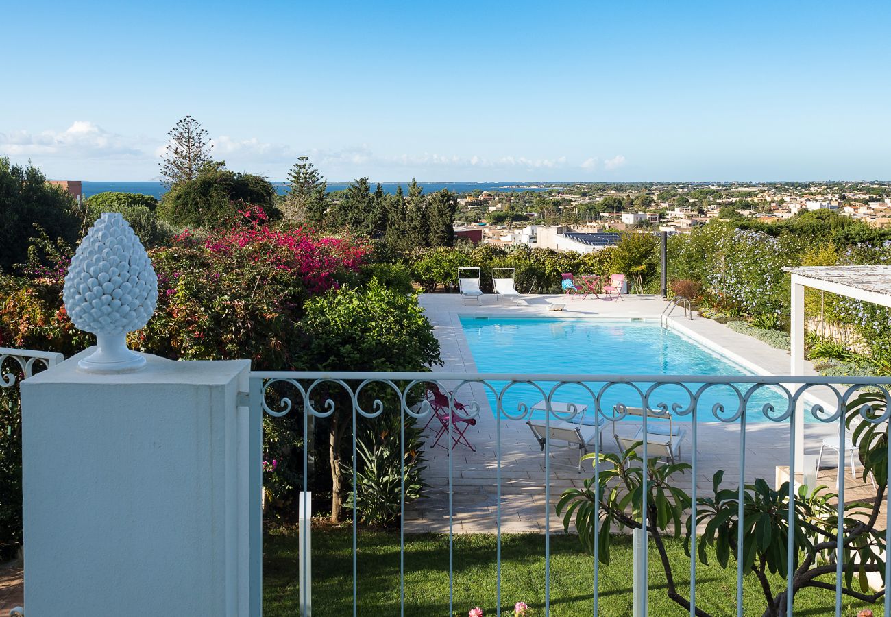 Villa a Marsala - Villa esclusiva con piscina, cucina esterna, a Marsala, Sicilia - 9 pax