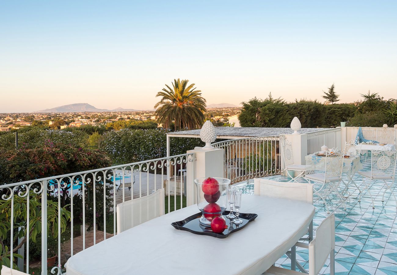 Villa a Marsala - Villa esclusiva con piscina, cucina esterna, a Marsala, Sicilia - 9 pax