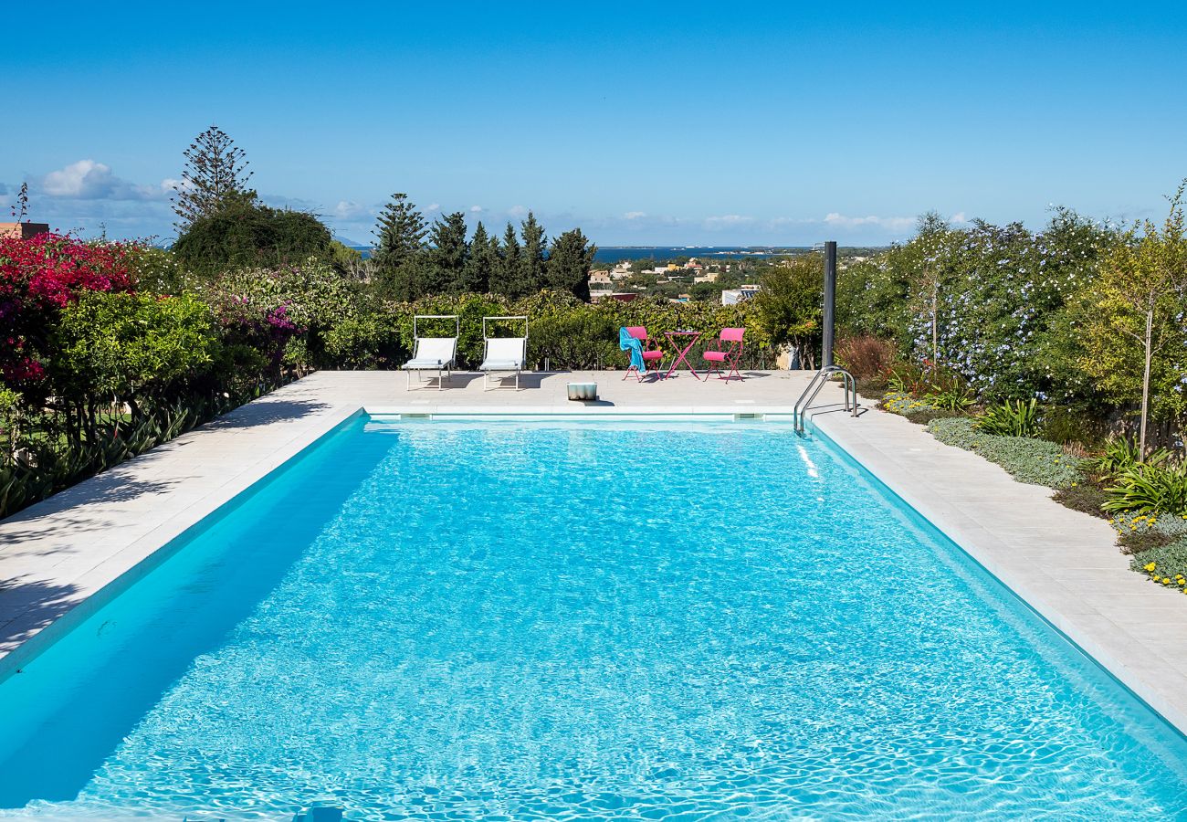 Villa a Marsala - Villa esclusiva con piscina, cucina esterna, a Marsala, Sicilia - 9 pax