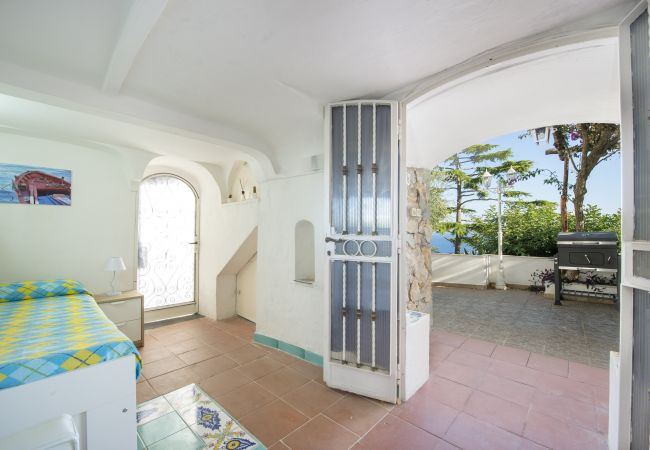 Villa a Praiano - Villa Albatros - Villa panoramica ideale per grandi gruppi Villa a Praiano - Villa Albatros - Villa panoramica ideale per grandi gruppi