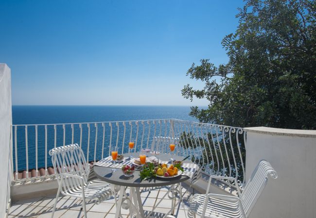 Appartamento a Conca dei Marini - Casa Giovannina - affascinante casa di pescatori con vista mozzafiato Appartamento a Conca dei Marini - Casa Giovannina - affascinante casa di pescatori con vista mozzafiato