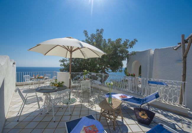 Appartamento a Conca dei Marini - Casa Giovannina - affascinante casa di pescatori con vista mozzafiato Appartamento a Conca dei Marini - Casa Giovannina - affascinante casa di pescatori con vista mozzafiato