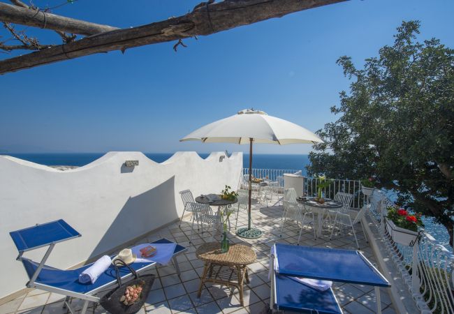 Appartamento a Conca dei Marini - Casa Giovannina - affascinante casa di pescatori con vista mozzafiato Appartamento a Conca dei Marini - Casa Giovannina - affascinante casa di pescatori con vista mozzafiato