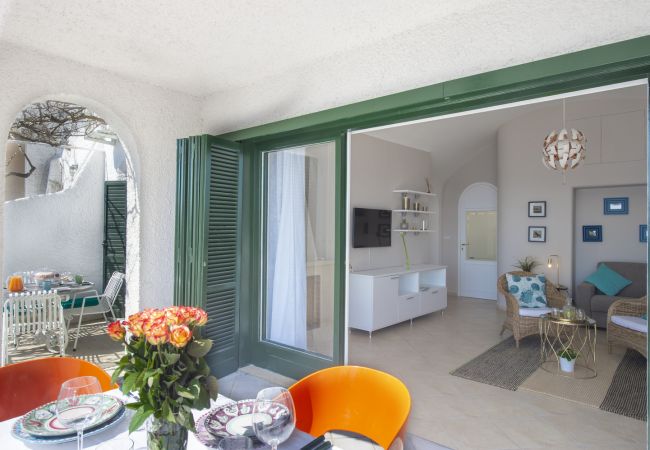 Appartamento a Conca dei Marini - Casa Giovannina - affascinante casa di pescatori con vista mozzafiato Appartamento a Conca dei Marini - Casa Giovannina - affascinante casa di pescatori con vista mozzafiato
