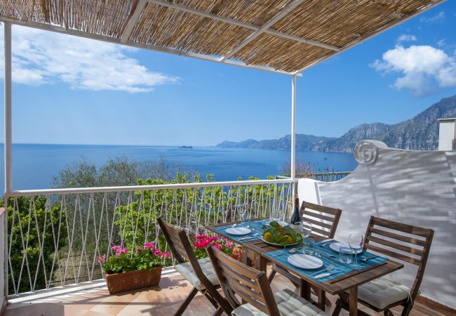Casa a Praiano - Casa di Nonno Mario - Vista sul Tramonto di Capri Casa a Praiano - Casa di Nonno Mario - Vista sul Tramonto di Capri
