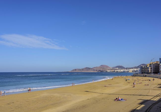 Casa a Las Palmas de Gran Canaria - Great terrace in front of the beach by CanariasGetaway