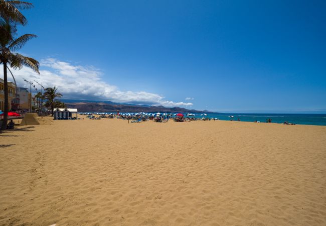 Casa a Las Palmas de Gran Canaria - Great terrace in front of the beach by CanariasGetaway