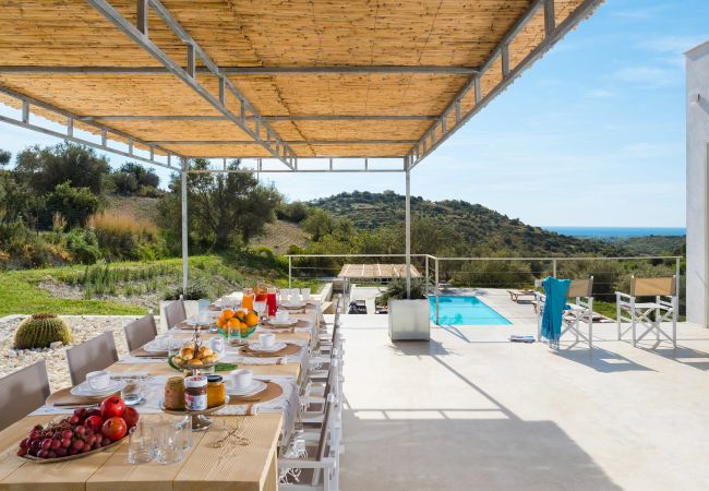 Villa a Avola - Lussuosa villa con piscina privata nei dintorni di Noto, Sicilia -9pax Villa a Avola - Lussuosa villa con piscina privata nei dintorni di Noto, Sicilia -9pax