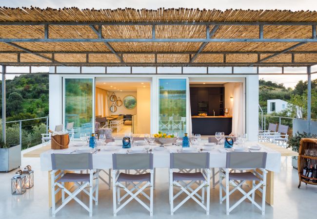 Villa a Avola - Lussuosa villa con piscina privata nei dintorni di Noto, Sicilia -9pax Villa a Avola - Lussuosa villa con piscina privata nei dintorni di Noto, Sicilia -9pax