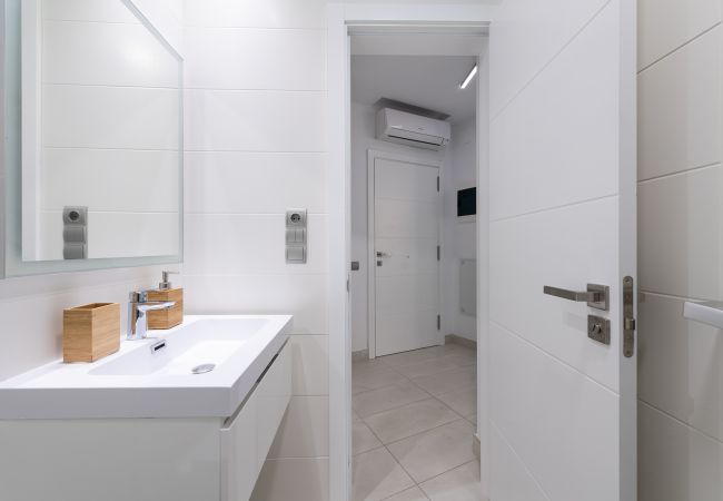 Studio a Las Palmas de Gran Canaria - Edison Building 304 By CanariasGetaway  Studio a Las Palmas de Gran Canaria - Edison Building 304 By CanariasGetaway