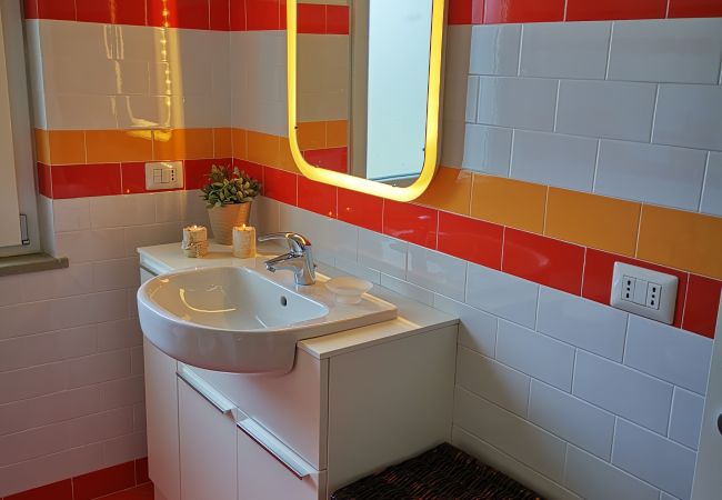 Villa a Bolsena - Villa direttamente sul lago -Villa Clara per 12 persone  Villa a Bolsena - Villa direttamente sul lago -Villa Clara per 12 persone