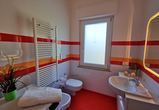 Villa a Bolsena - Villa direttamente sul lago -Villa Clara per 12 persone  Villa a Bolsena - Villa direttamente sul lago -Villa Clara per 12 persone