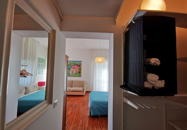 Villa a Bolsena - Villa direttamente sul lago -Villa Clara per 12 persone  Villa a Bolsena - Villa direttamente sul lago -Villa Clara per 12 persone