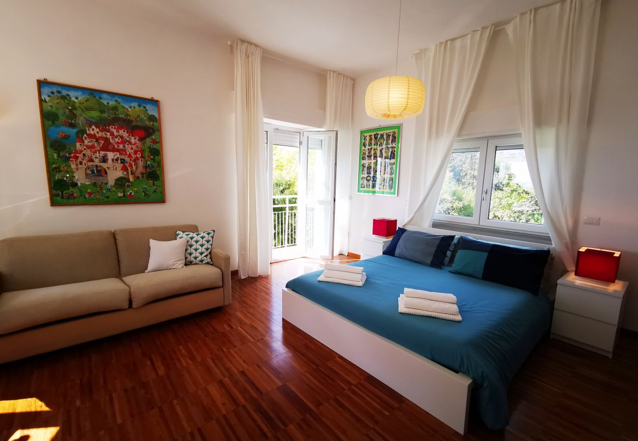 Villa a Bolsena - Villa direttamente sul lago -Villa Clara per 12 persone 