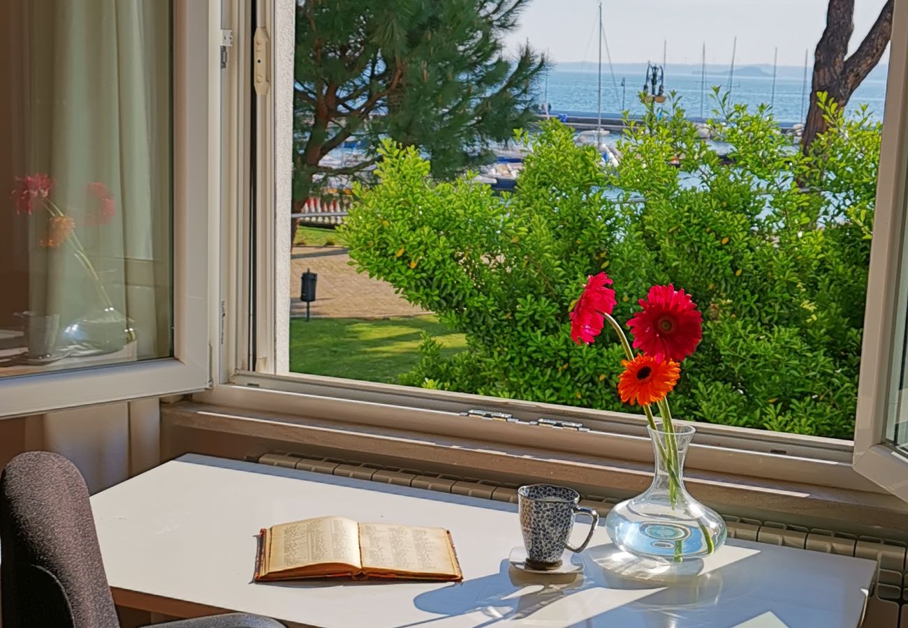 Villa a Bolsena - Villa direttamente sul lago -Villa Clara per 12 persone 