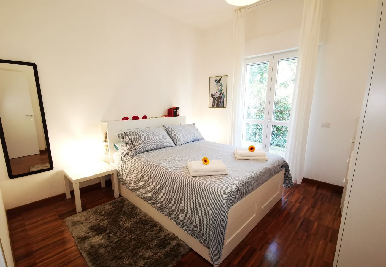 Villa a Bolsena - Villa direttamente sul lago -Villa Clara per 12 persone 