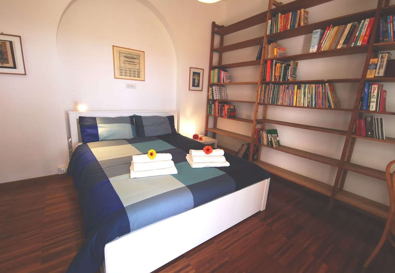 Villa a Bolsena - Villa direttamente sul lago -Villa Clara per 12 persone 