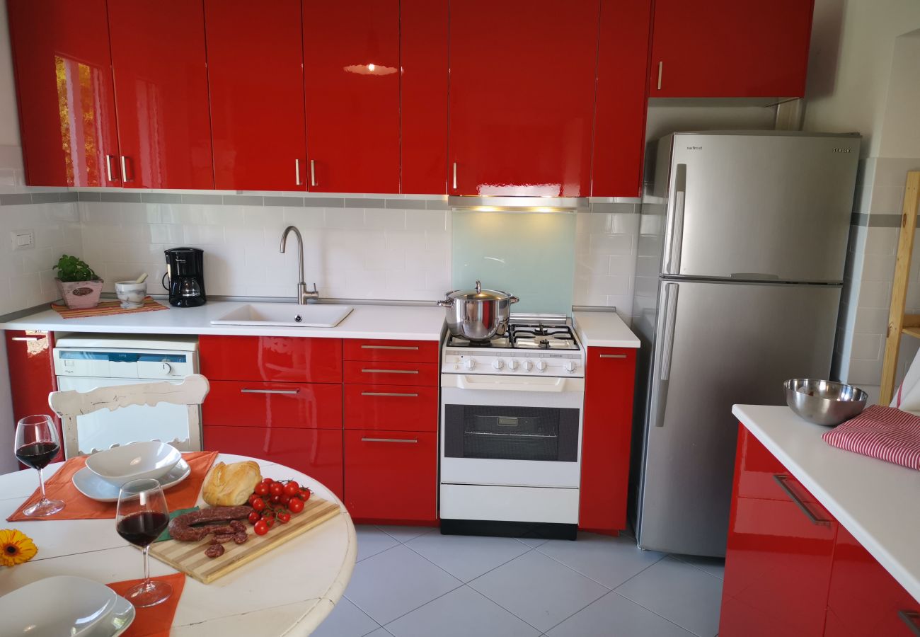 Villa a Bolsena - Villa direttamente sul lago -Villa Clara per 12 persone 