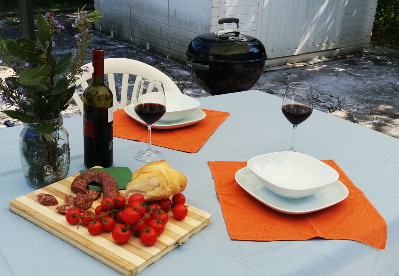 Villa a Bolsena - Villa direttamente sul lago -Villa Clara per 12 persone 