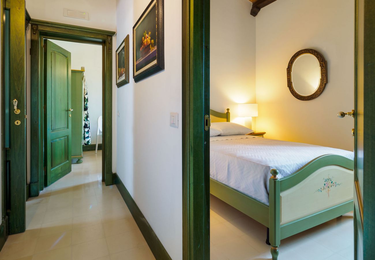 Villa a Fontane Bianche - Villa con piscina, 300 metri dal mare di Fontane Bianche Villa a Fontane Bianche - Villa con piscina, 300 metri dal mare di Fontane Bianche