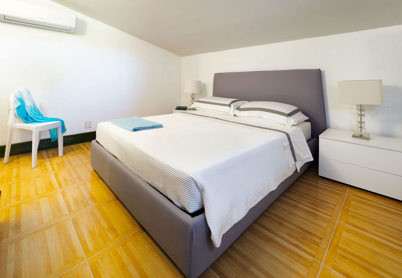 Villa a Fontane Bianche - Villa con piscina, 300 metri dal mare di Fontane Bianche Villa a Fontane Bianche - Villa con piscina, 300 metri dal mare di Fontane Bianche