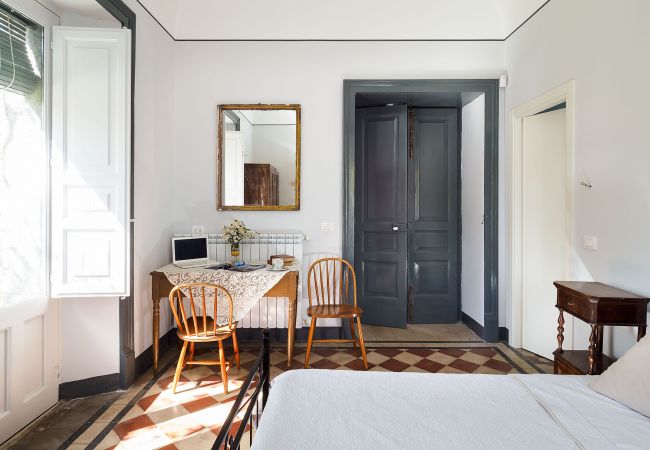 Villa a Randazzo - Villa di charme con piscina a Randazzo, Sicilia - 10 pax Villa a Randazzo - Villa di charme con piscina a Randazzo, Sicilia - 10 pax