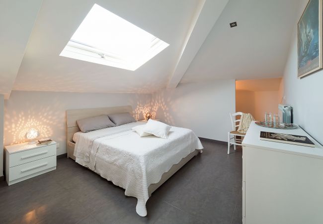 Villa a Randazzo - Villa di charme con piscina a Randazzo, Sicilia - 10 pax Villa a Randazzo - Villa di charme con piscina a Randazzo, Sicilia - 10 pax