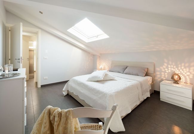 Villa a Randazzo - Villa di charme con piscina a Randazzo, Sicilia - 10 pax Villa a Randazzo - Villa di charme con piscina a Randazzo, Sicilia - 10 pax