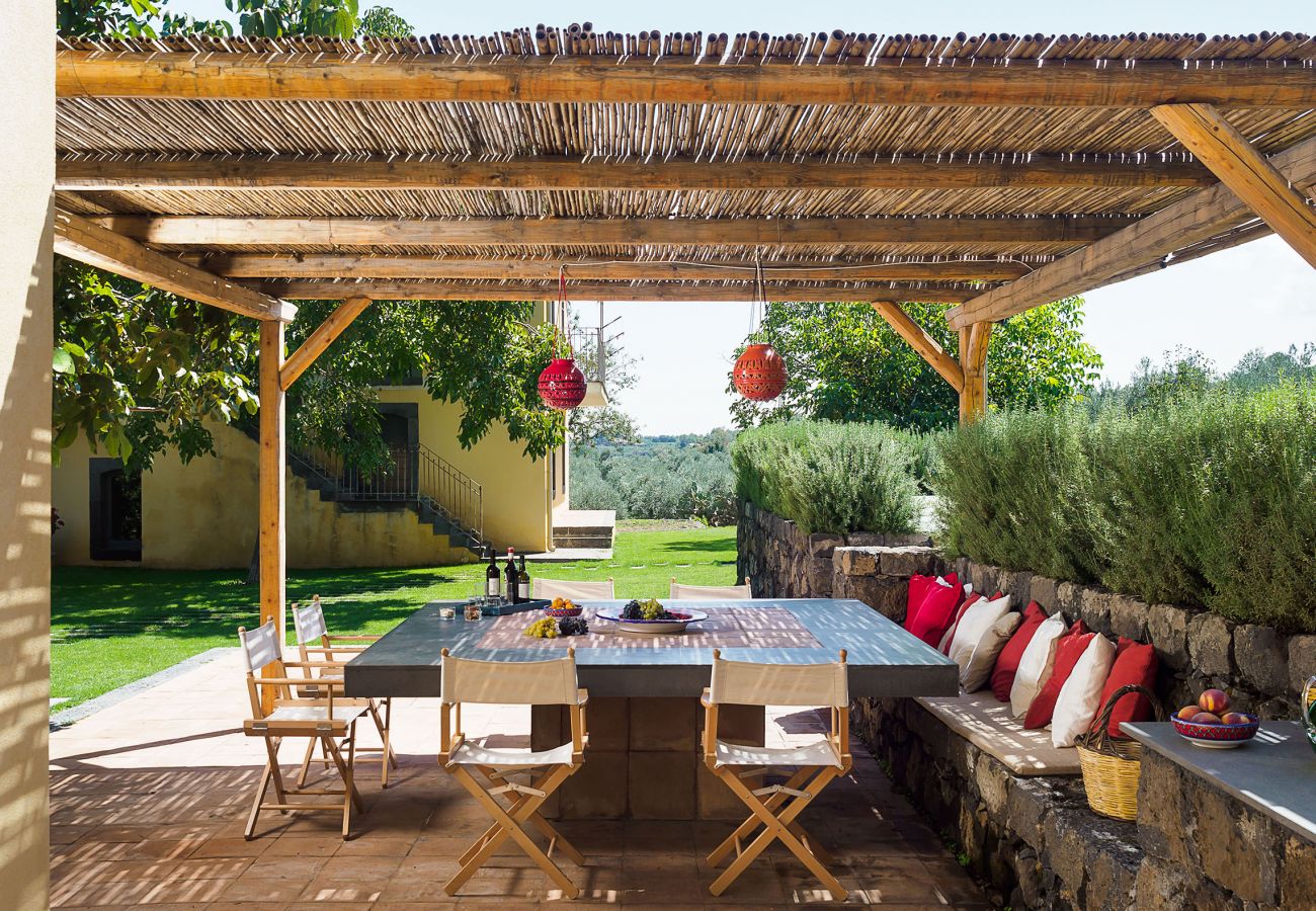 Villa a Randazzo - Villa di charme con piscina a Randazzo, Sicilia - 10 pax