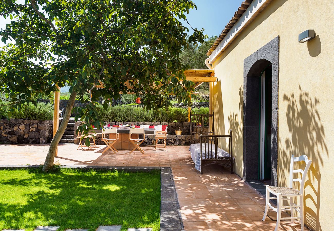 Villa a Randazzo - Villa di charme con piscina a Randazzo, Sicilia - 10 pax