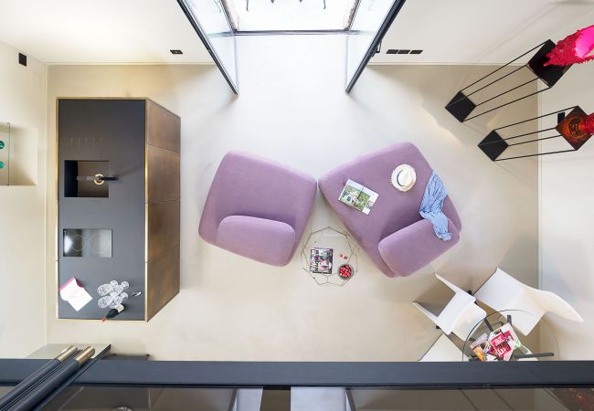 Appartamento a Taormina - Appartamento con terrazza e Jacuzzi fronte mare, Taormina, Sicilia Appartamento a Taormina - Appartamento con terrazza e Jacuzzi fronte mare, Taormina, Sicilia