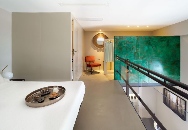 Appartamento a Taormina - Appartamento con terrazza e Jacuzzi fronte mare, Taormina, Sicilia Appartamento a Taormina - Appartamento con terrazza e Jacuzzi fronte mare, Taormina, Sicilia