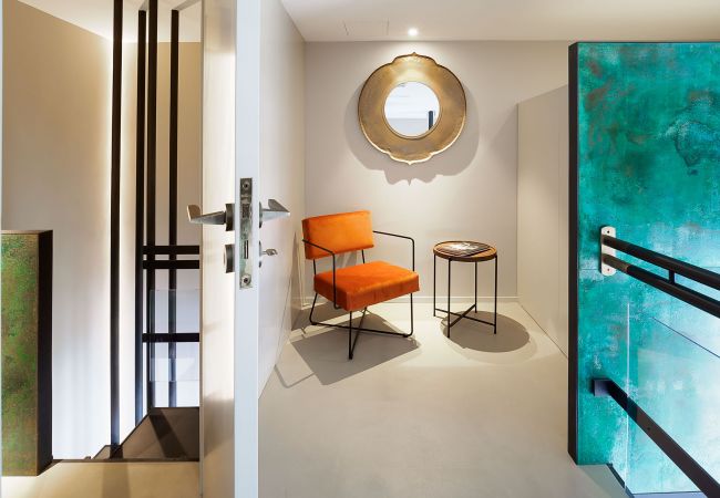 Appartamento a Taormina - Appartamento con terrazza e Jacuzzi fronte mare, Taormina, Sicilia Appartamento a Taormina - Appartamento con terrazza e Jacuzzi fronte mare, Taormina, Sicilia