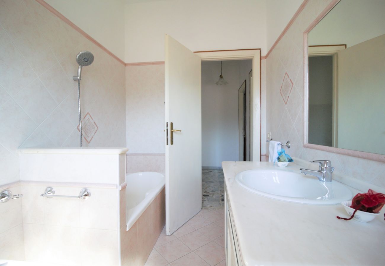 Appartamento a Sperlonga - Appartamento con terrazzo vista mare