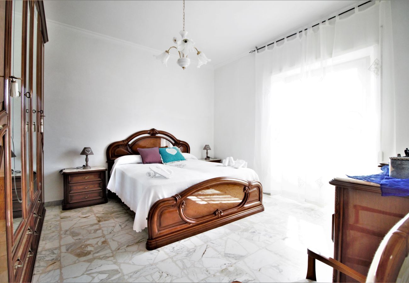 Appartamento a Sperlonga - Appartamento con terrazzo vista mare