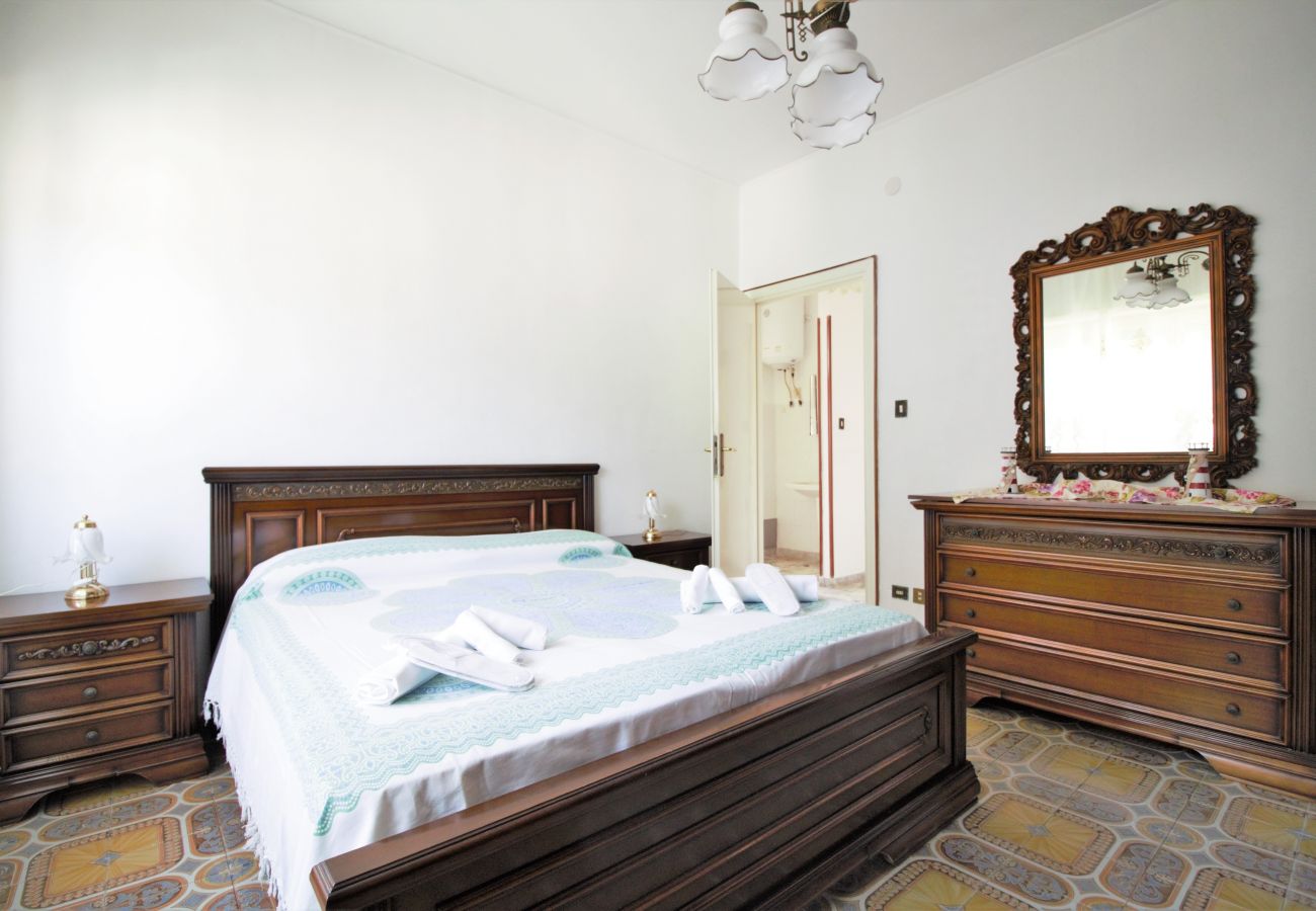 Appartamento a Sperlonga - Appartamento con terrazzo vista mare