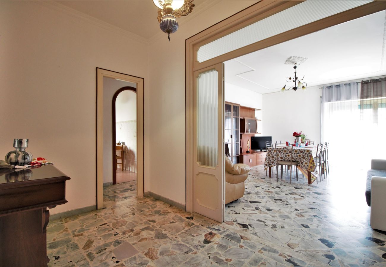 Appartamento a Sperlonga - Appartamento con terrazzo vista mare