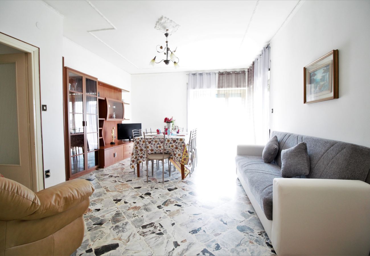Appartamento a Sperlonga - Appartamento con terrazzo vista mare