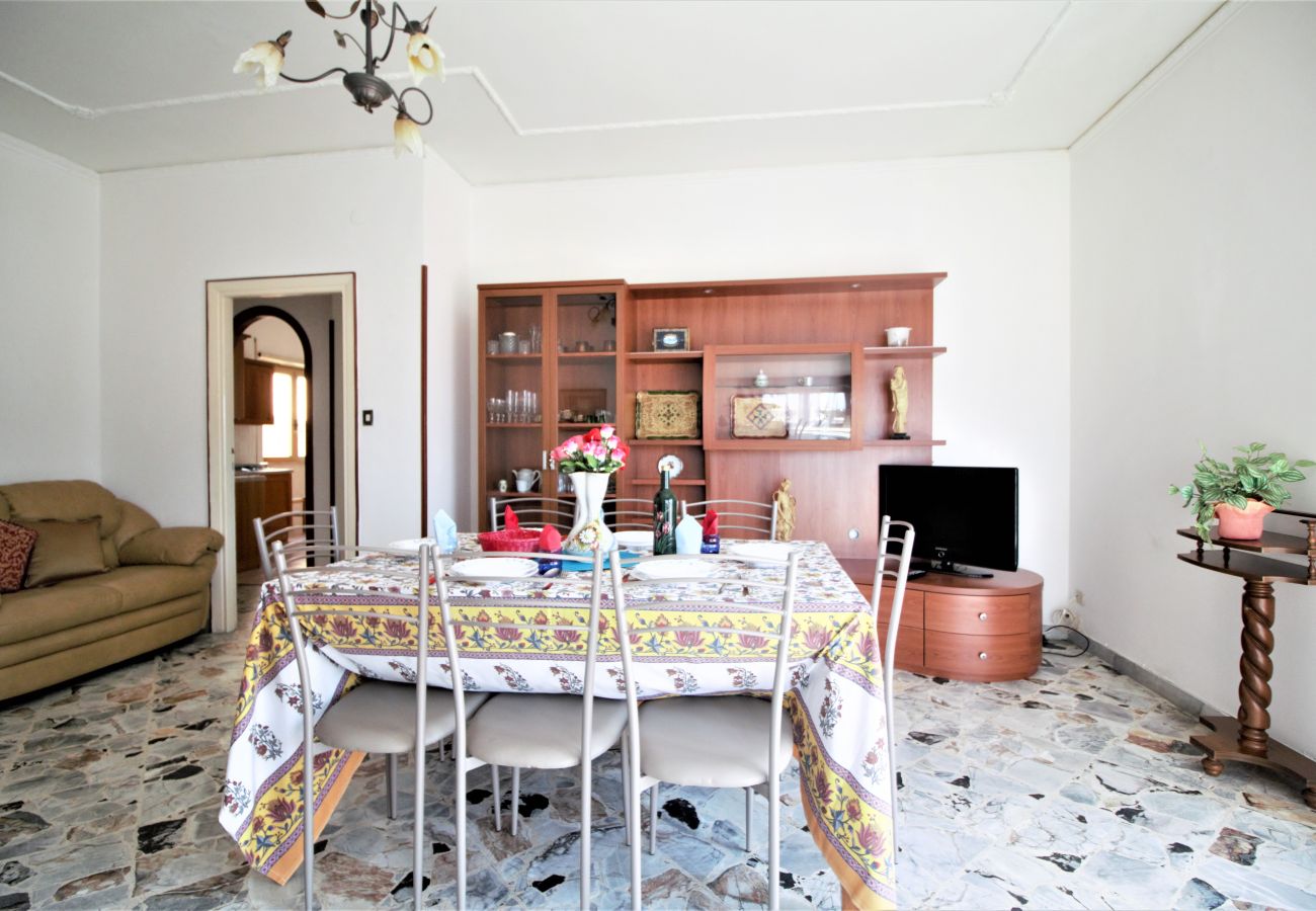 Appartamento a Sperlonga - Appartamento con terrazzo vista mare