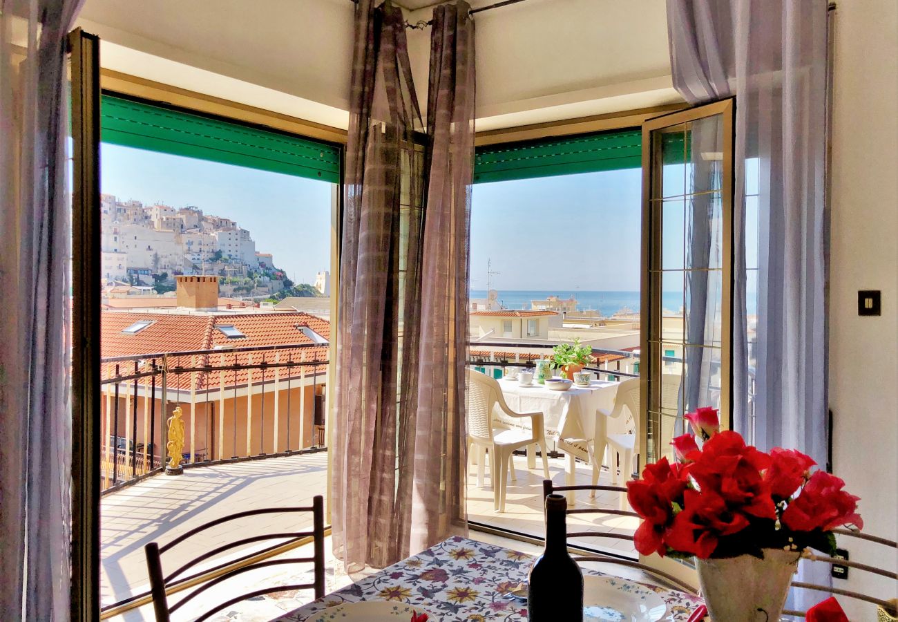 Appartamento a Sperlonga - Appartamento con terrazzo vista mare