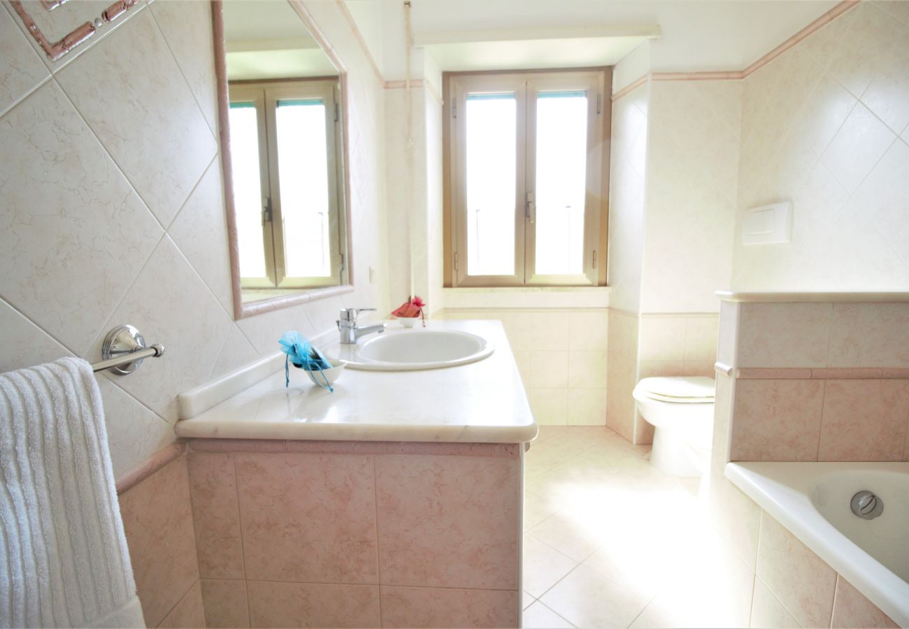 Appartamento a Sperlonga - Appartamento con terrazzo vista mare