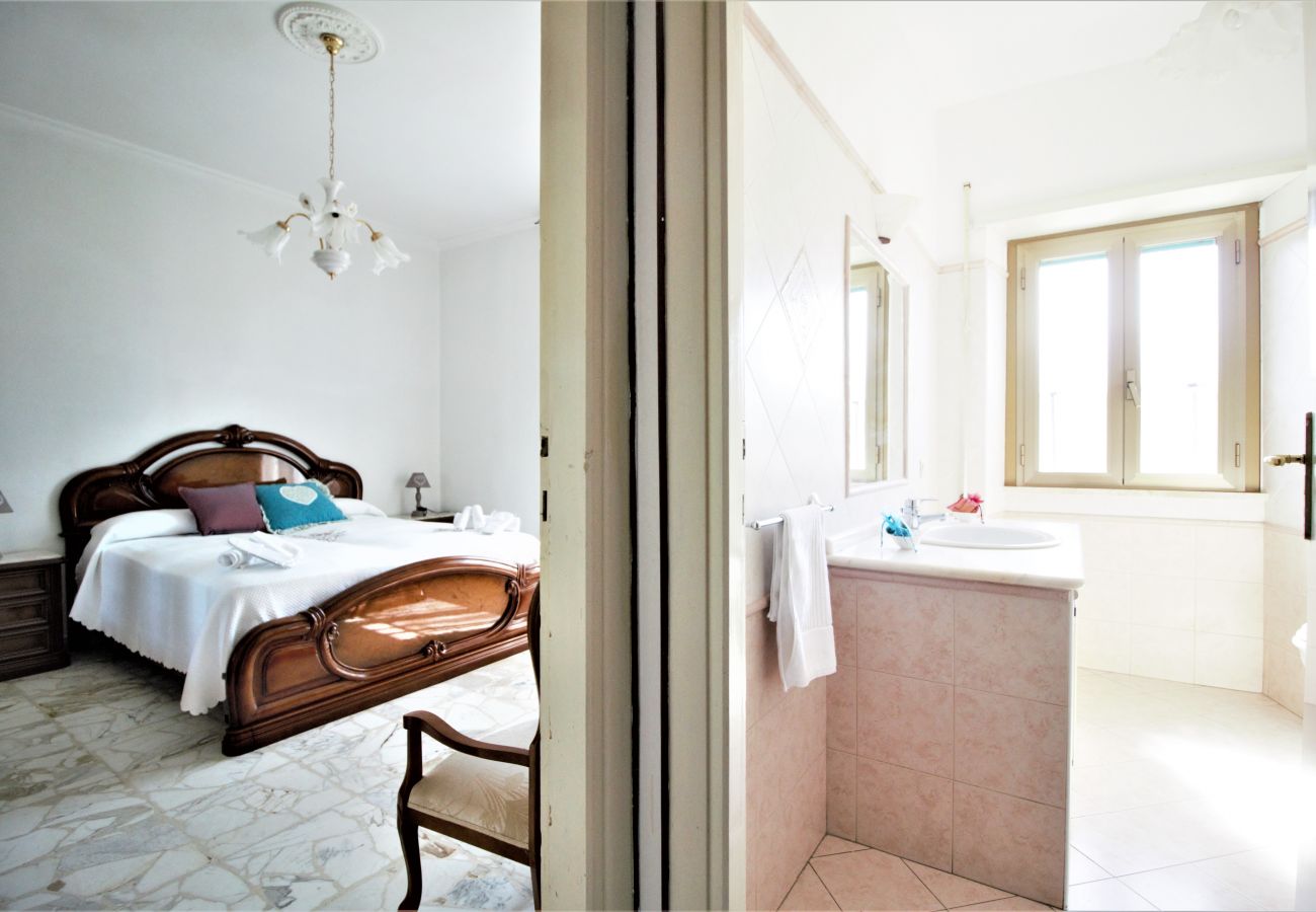 Appartamento a Sperlonga - Appartamento con terrazzo vista mare
