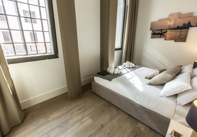 Appartamento a Venezia -  Elegant Fornasa Vecia Canal View R&R Appartamento a Venezia -  Elegant Fornasa Vecia Canal View R&R