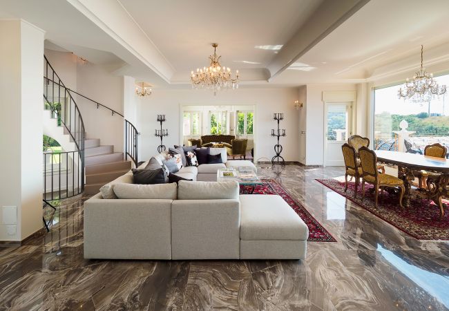 Villa a Capo d´Orlando - Lussuosa villa con piscina a Capo D'Orlando Villa a Capo d´Orlando - Lussuosa villa con piscina a Capo D'Orlando