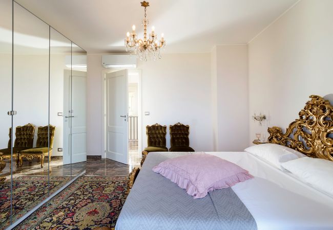 Villa a Capo d´Orlando - Lussuosa villa con piscina a Capo D'Orlando Villa a Capo d´Orlando - Lussuosa villa con piscina a Capo D'Orlando