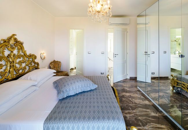 Villa a Capo d´Orlando - Lussuosa villa con piscina a Capo D'Orlando Villa a Capo d´Orlando - Lussuosa villa con piscina a Capo D'Orlando